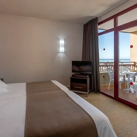 Palmeras Hotel 4*