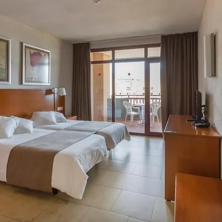 Hotel Palmeras Affiliated By Fergus 4*