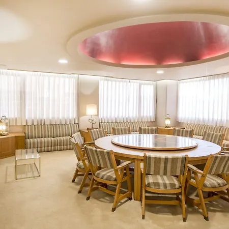 Palmeras Affiliated By Fergus Hotel