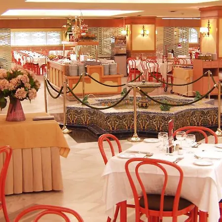 Palmeras Affiliated By Fergus 4* Fuengirola