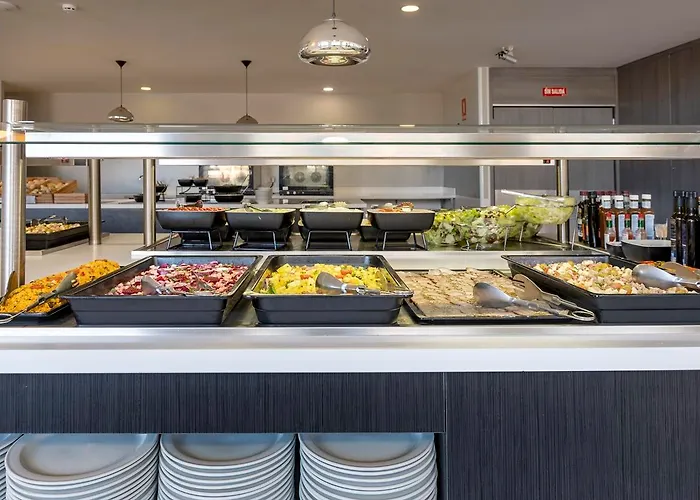 Hotell Palmeras Affiliated By Fergus Fuengirola