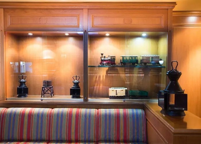 Palmeras Affiliated By Fergus Hotell 4*