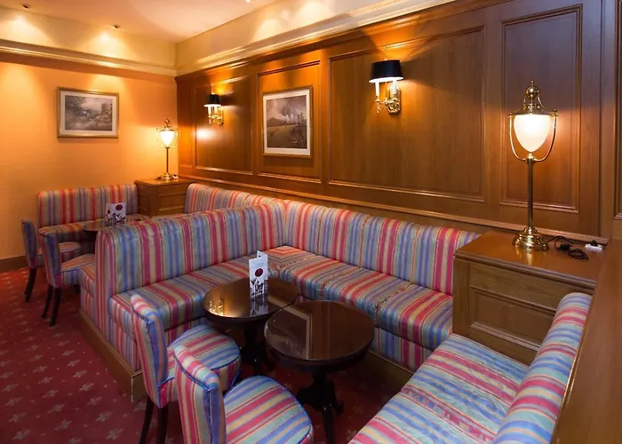 Palmeras Affiliated By Fergus Hotell 4*