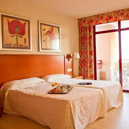 Palmeras Affiliated By Fergus Hotel 4*